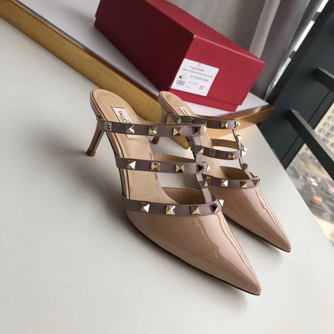 Va1e*ntin0 rockstud mules 50mm in nude patent leather