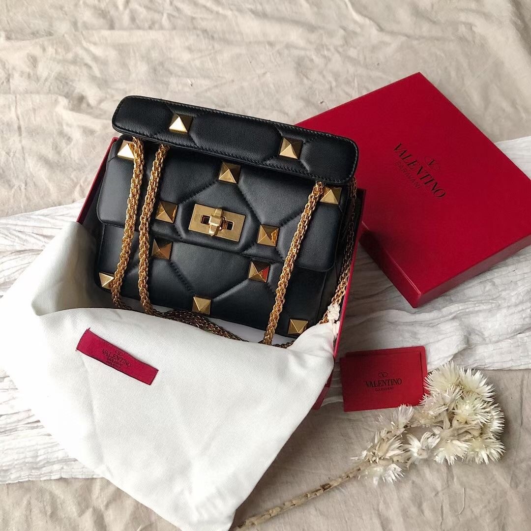 Va1e*ntin0 medium roman stud chain bag in black nappa