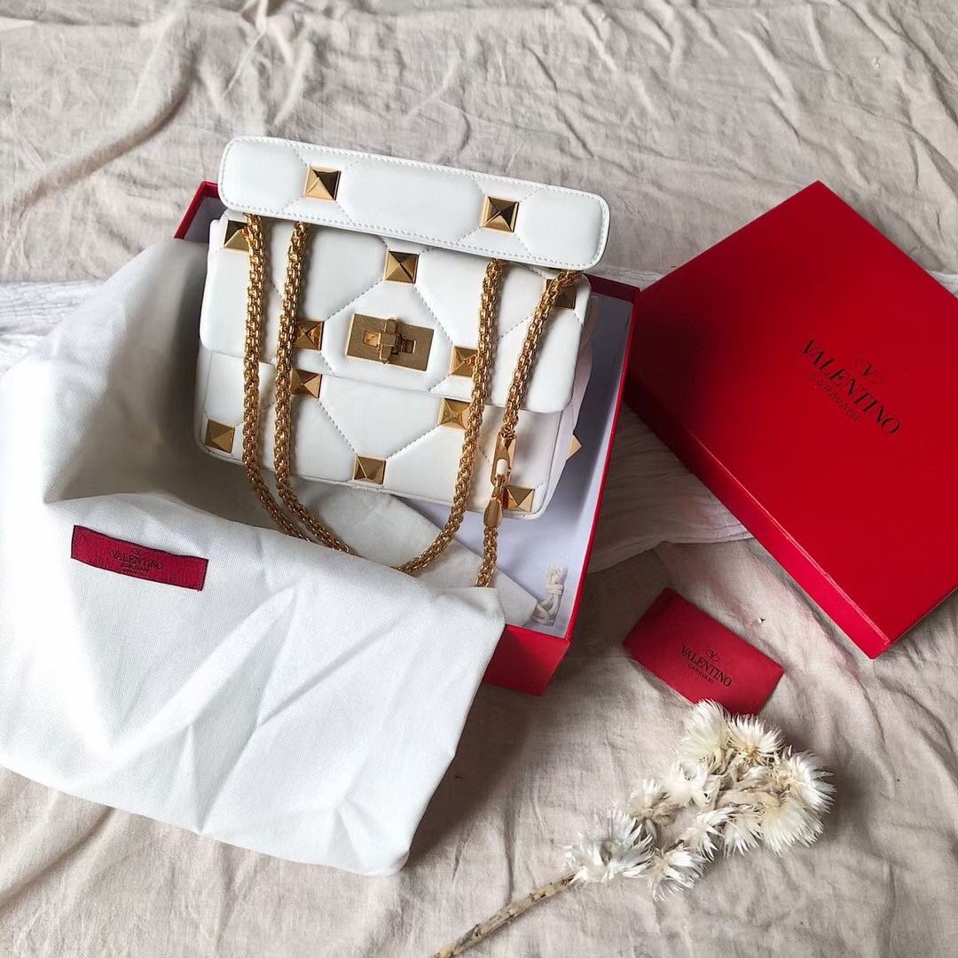 Va1e*ntin0 medium roman stud chain bag in white nappa