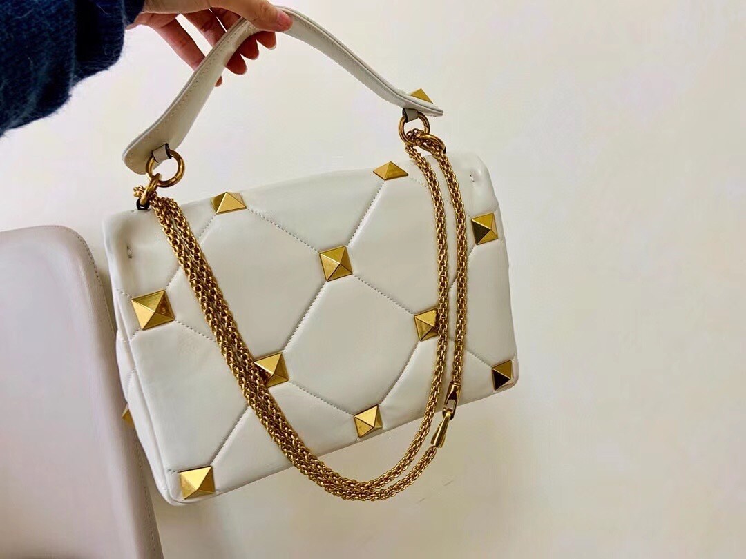 Va1e*ntin0 roman stud chain bag in ivory lambskin