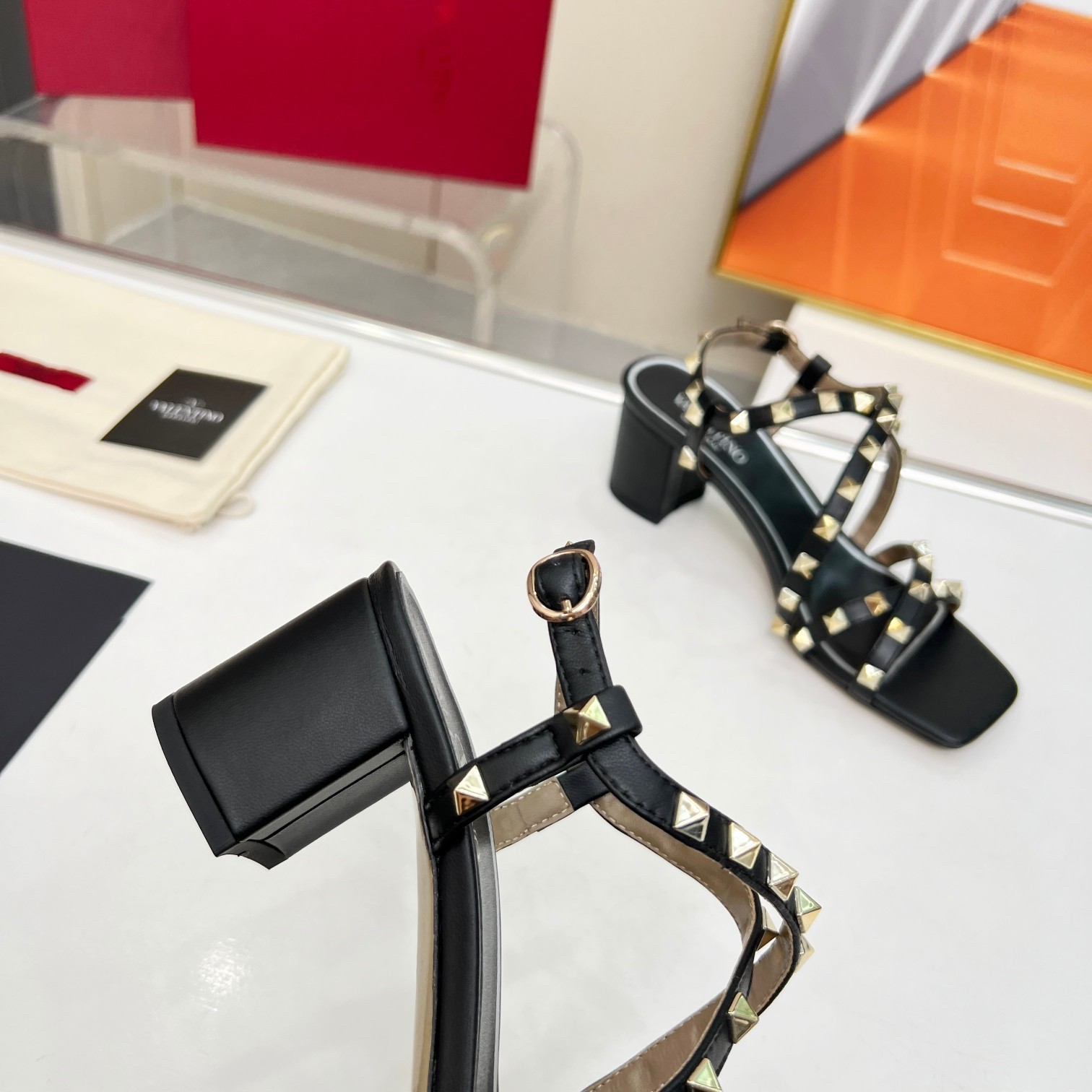 Va1e*ntin0 rockstud sandals 60mm with straps in black leather