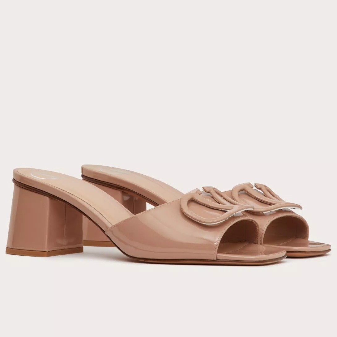 Va1e*ntin0 vlogo slide sandals 60mm in rose cannelle patent leather