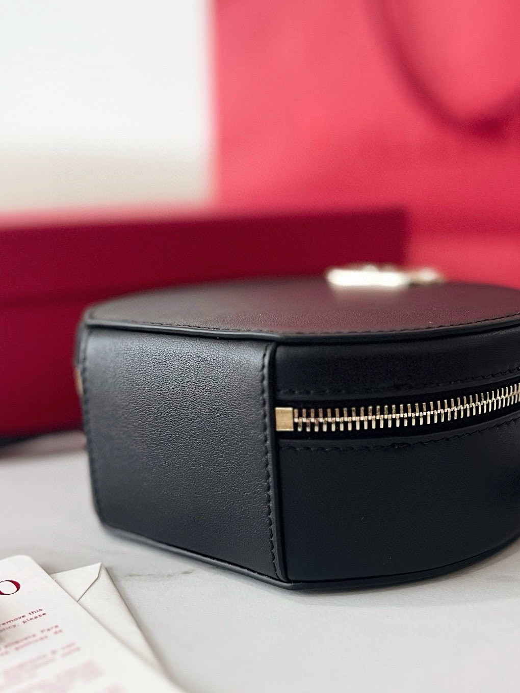Va1e*ntin0 vlogo signature mini bag in black calfskin