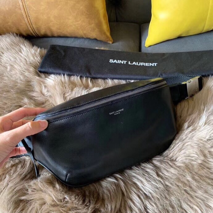 Sa**t Lau*nt classic belt bag in soft black leather