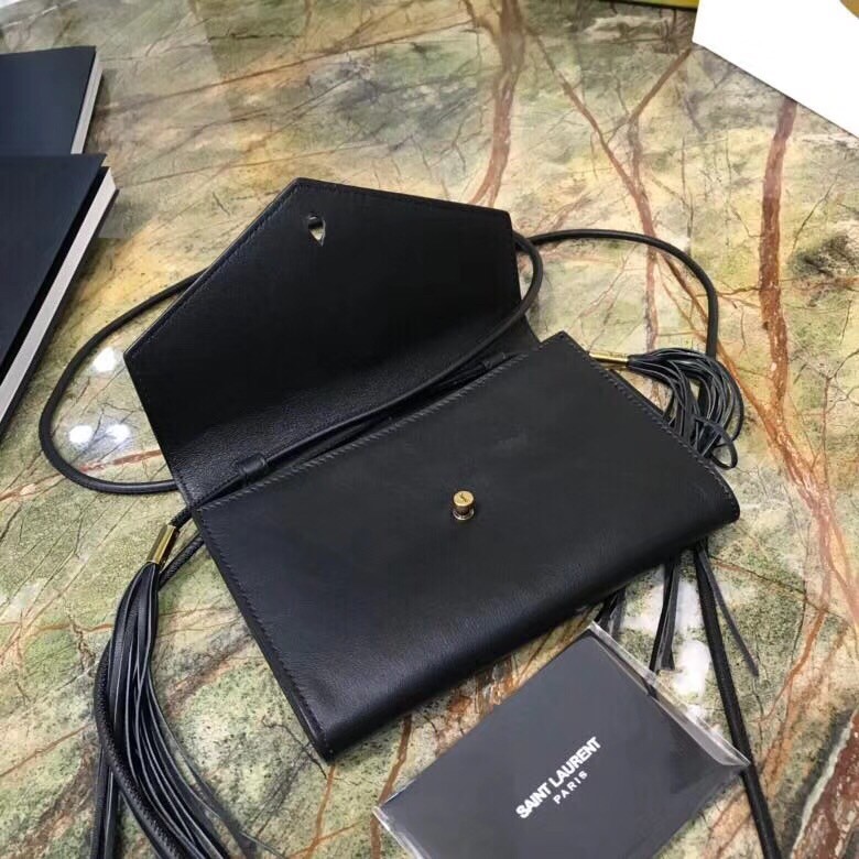 Sa**t Lau*nt black envelope belt bag