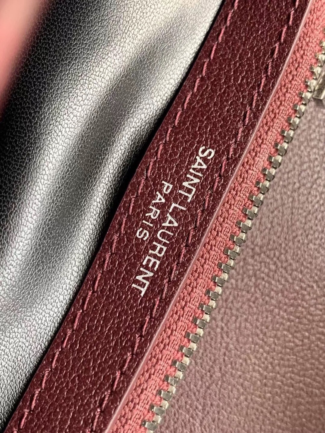 Sa**t Lau*nt college medium bag in burgundy matelasse leather