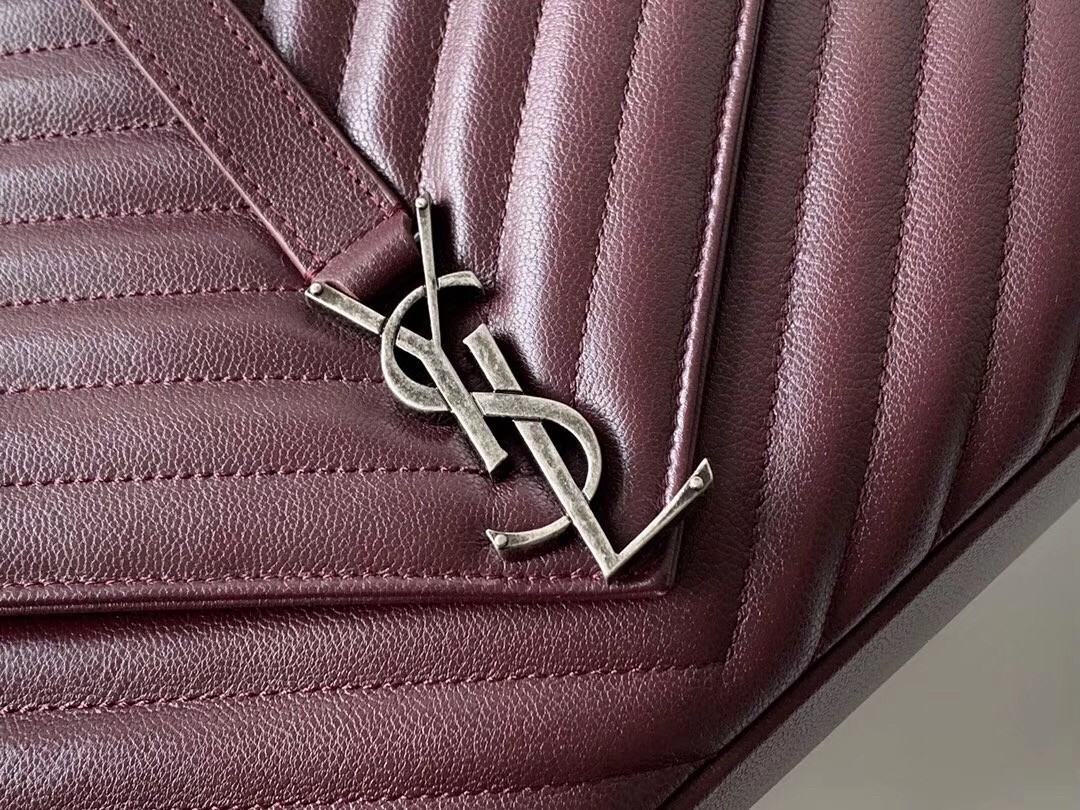 Sa**t Lau*nt college large bag in bordeaux matelasse leather