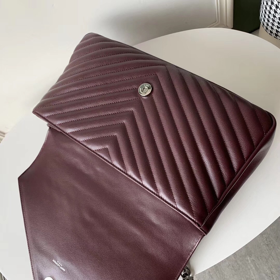Sa**t Lau*nt college large bag in bordeaux matelasse leather