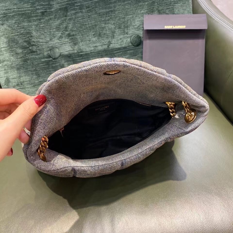 sa**t lau*nt loulou small bag in quilted vintage De*1m