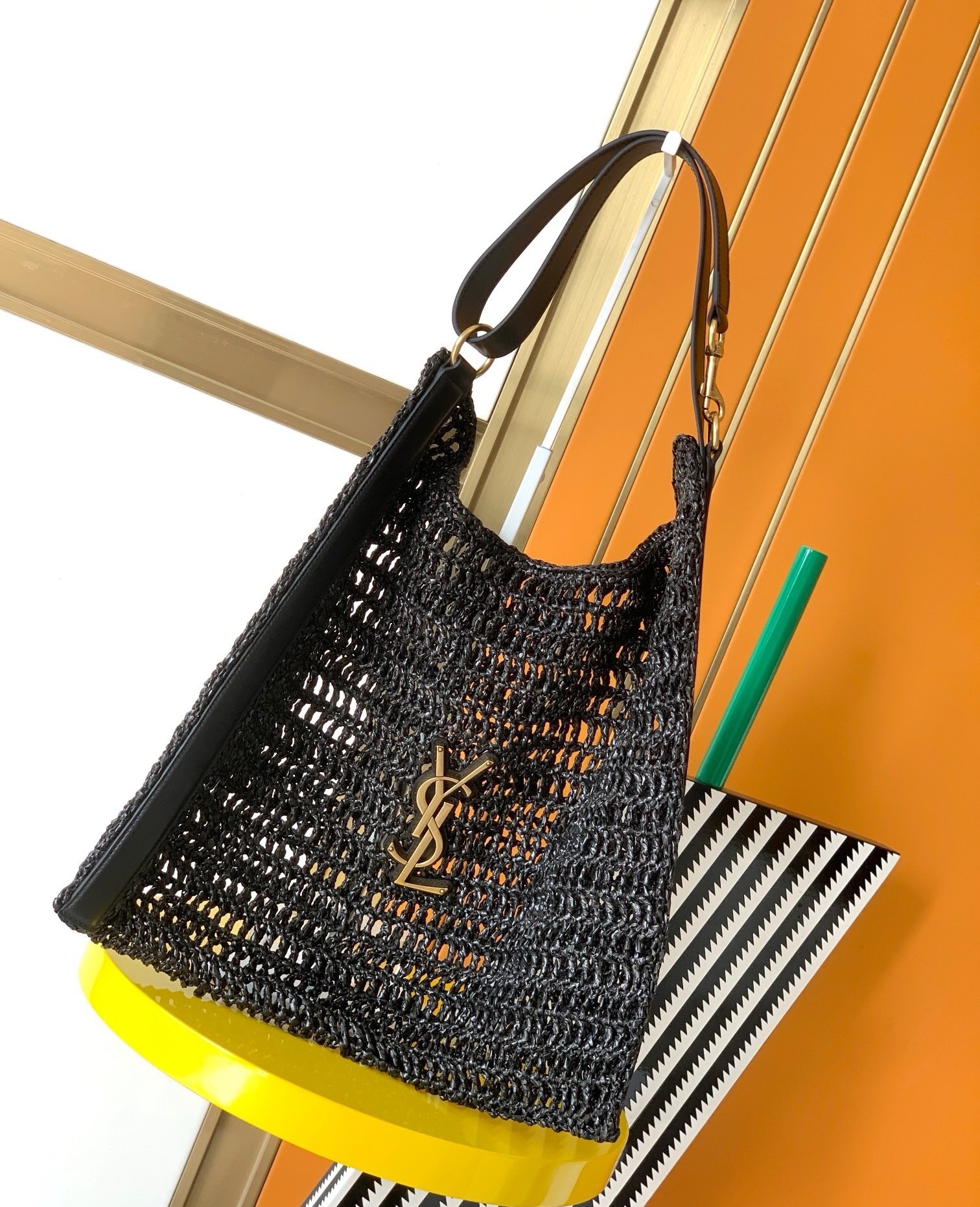 Sa**t Lau*nt oxalis shoulder bag in black raffia